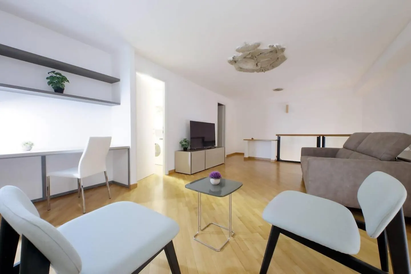 Trevi Suite Apartment Barberini Rome