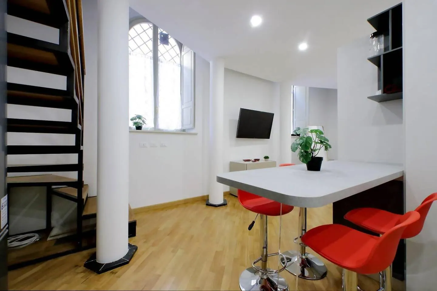 Trevi Suite Apartment Barberini Rome